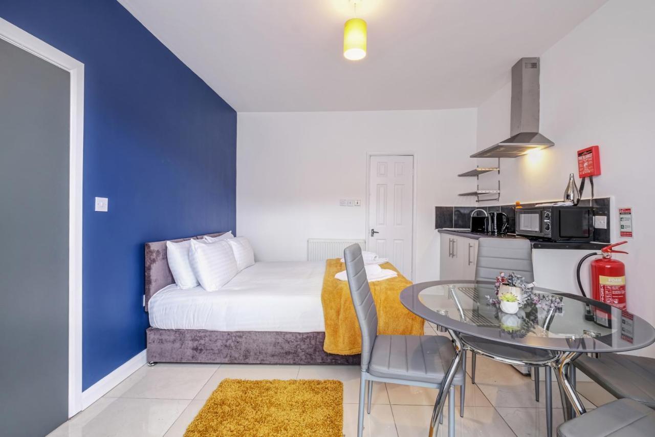 Fernbank Rooms Sudbury Hill, Harrow, Self-Contained Studios With En-Suite Harrow on the Hill Exteriör bild