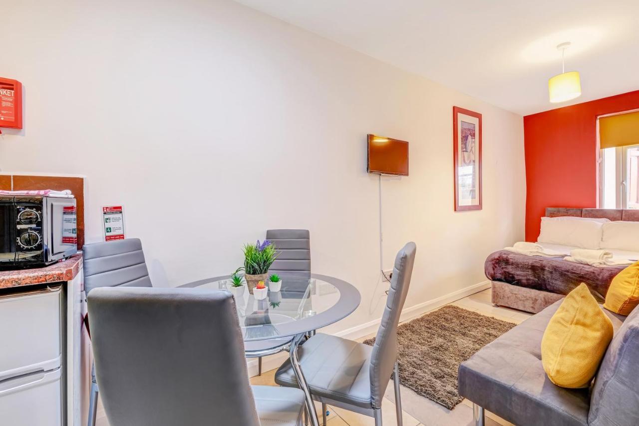 Fernbank Rooms Sudbury Hill, Harrow, Self-Contained Studios With En-Suite Harrow on the Hill Exteriör bild