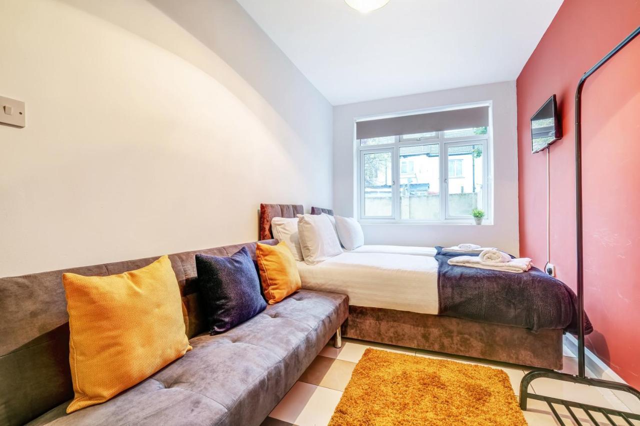 Fernbank Rooms Sudbury Hill, Harrow, Self-Contained Studios With En-Suite Harrow on the Hill Exteriör bild