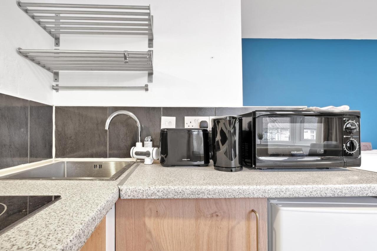 Fernbank Rooms Sudbury Hill, Harrow, Self-Contained Studios With En-Suite Harrow on the Hill Exteriör bild