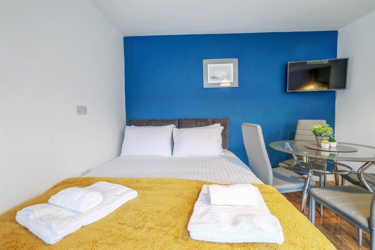 Fernbank Rooms Sudbury Hill, Harrow, Self-Contained Studios With En-Suite Harrow on the Hill Exteriör bild