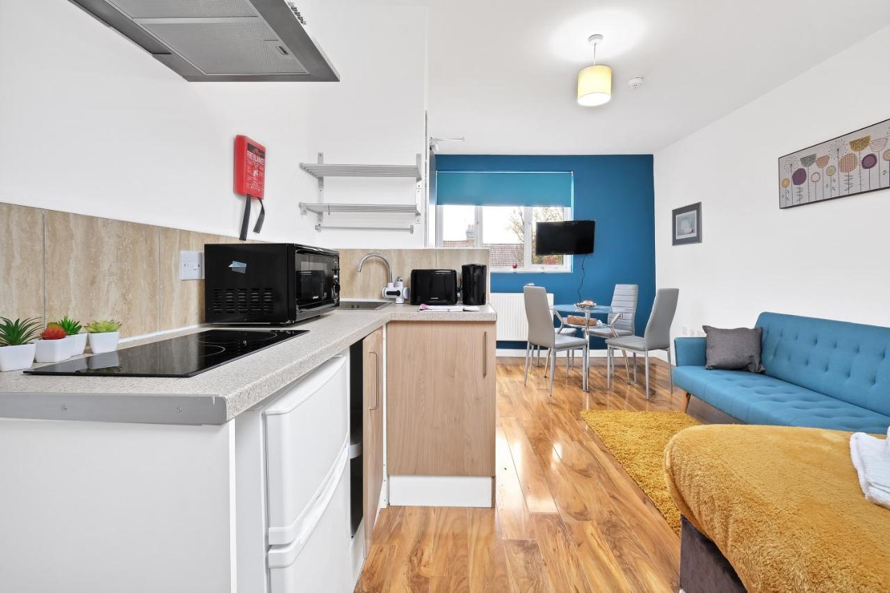 Fernbank Rooms Sudbury Hill, Harrow, Self-Contained Studios With En-Suite Harrow on the Hill Exteriör bild